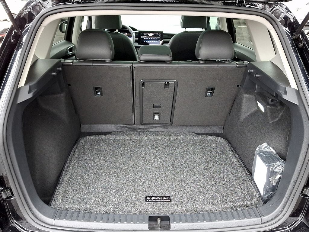 2025 Volkswagen Taos 1.5T SE Black