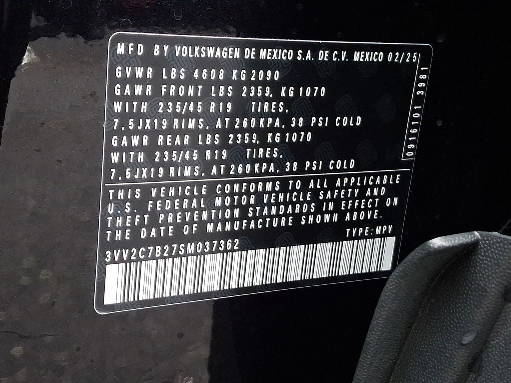 2025 Volkswagen Taos 1.5T SE Black