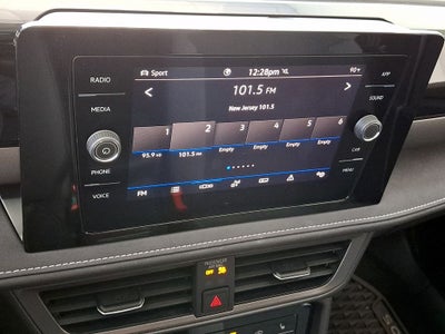 2025 Volkswagen Taos 1.5T SE Black