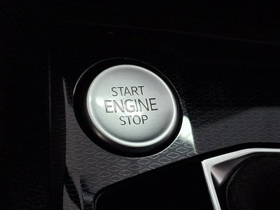 2025 Volkswagen Taos 1.5T SE Black