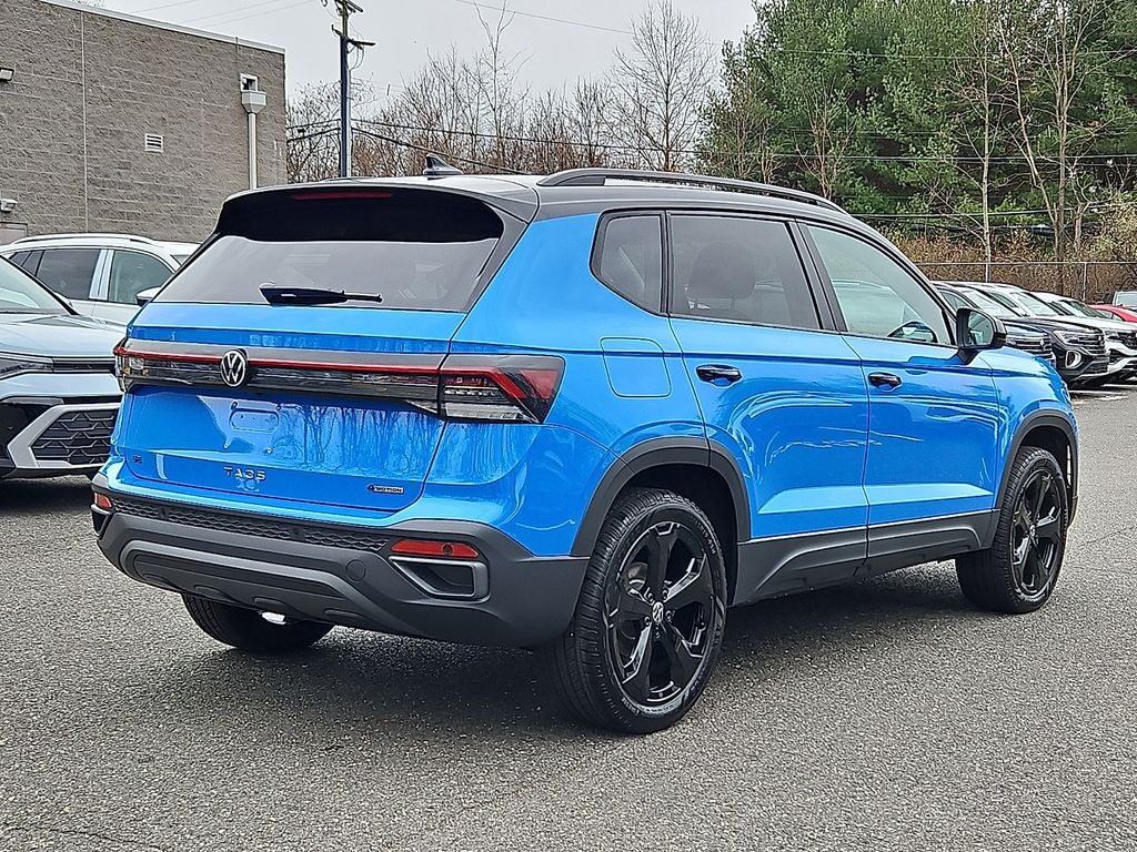 2026 Volkswagen Taos 1.5T SE Black