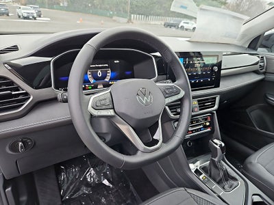 2026 Volkswagen Taos 1.5T SE Black