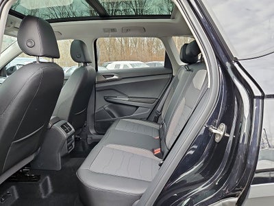 2026 Volkswagen Taos 1.5T SE Black