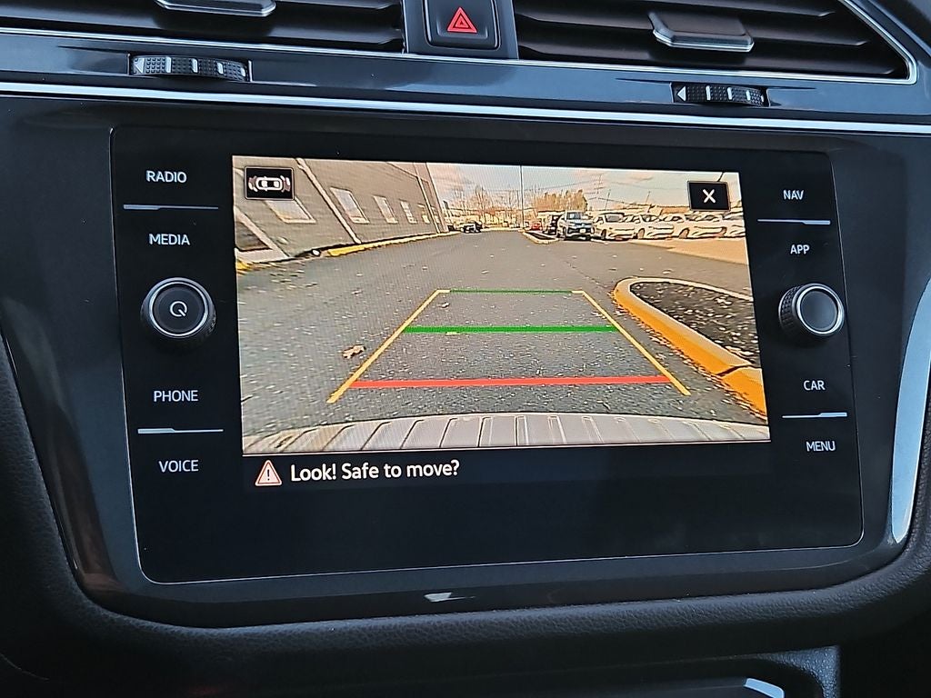 2022 Volkswagen Tiguan 2.0T SEL R-Line