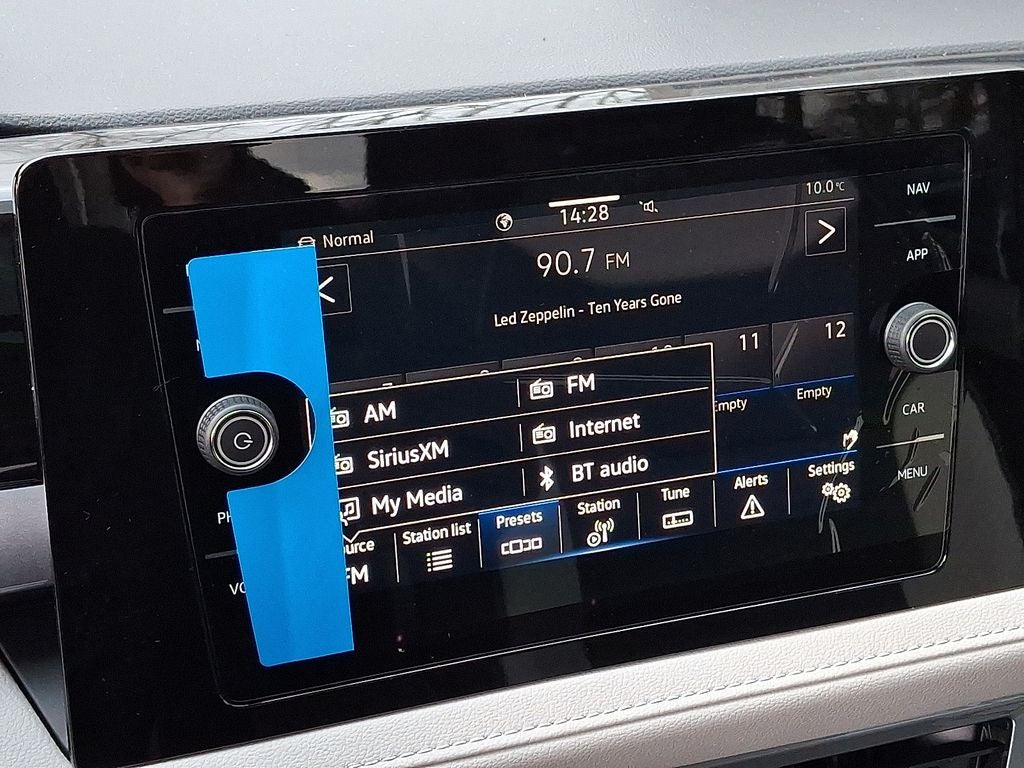 2026 Volkswagen Taos 1.5T SEL