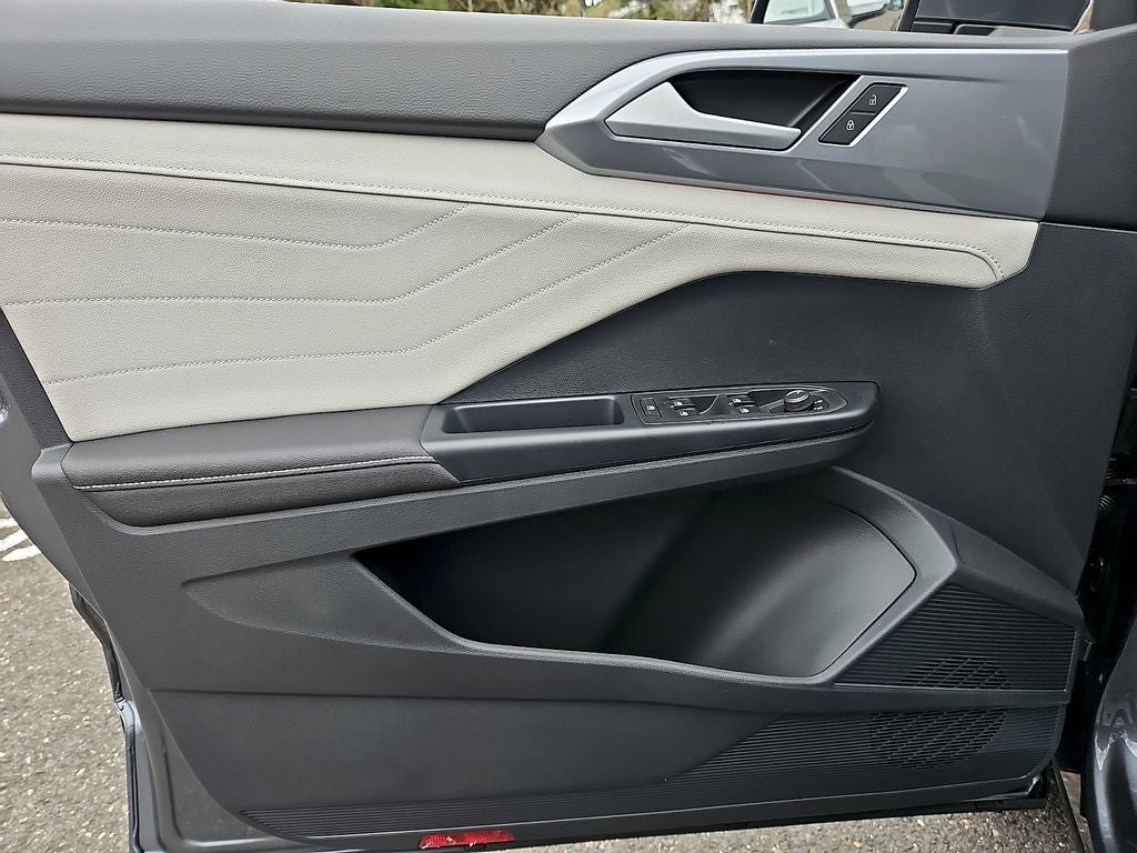 2026 Volkswagen Taos 1.5T SEL