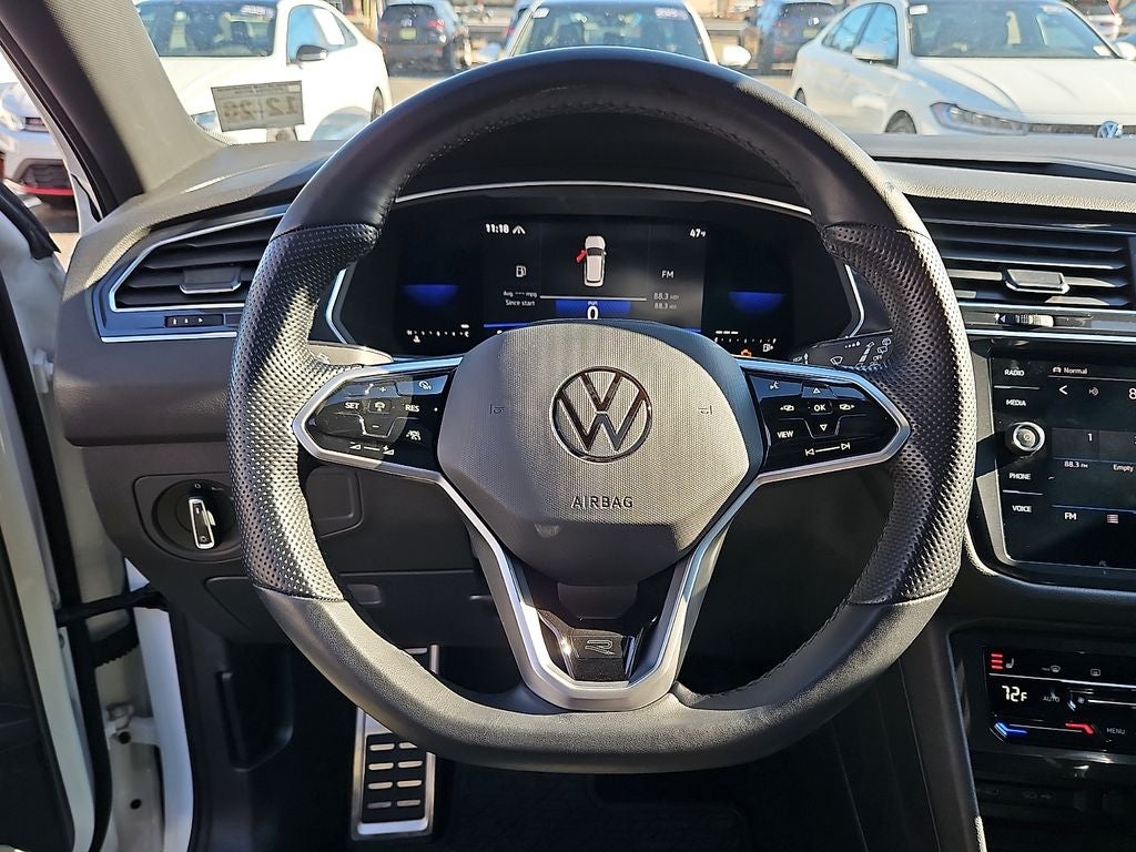 2022 Volkswagen Tiguan 2.0T SE R-Line Black