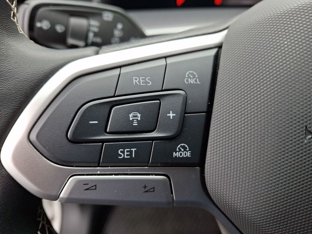 2025 Volkswagen Tiguan 2.0T S