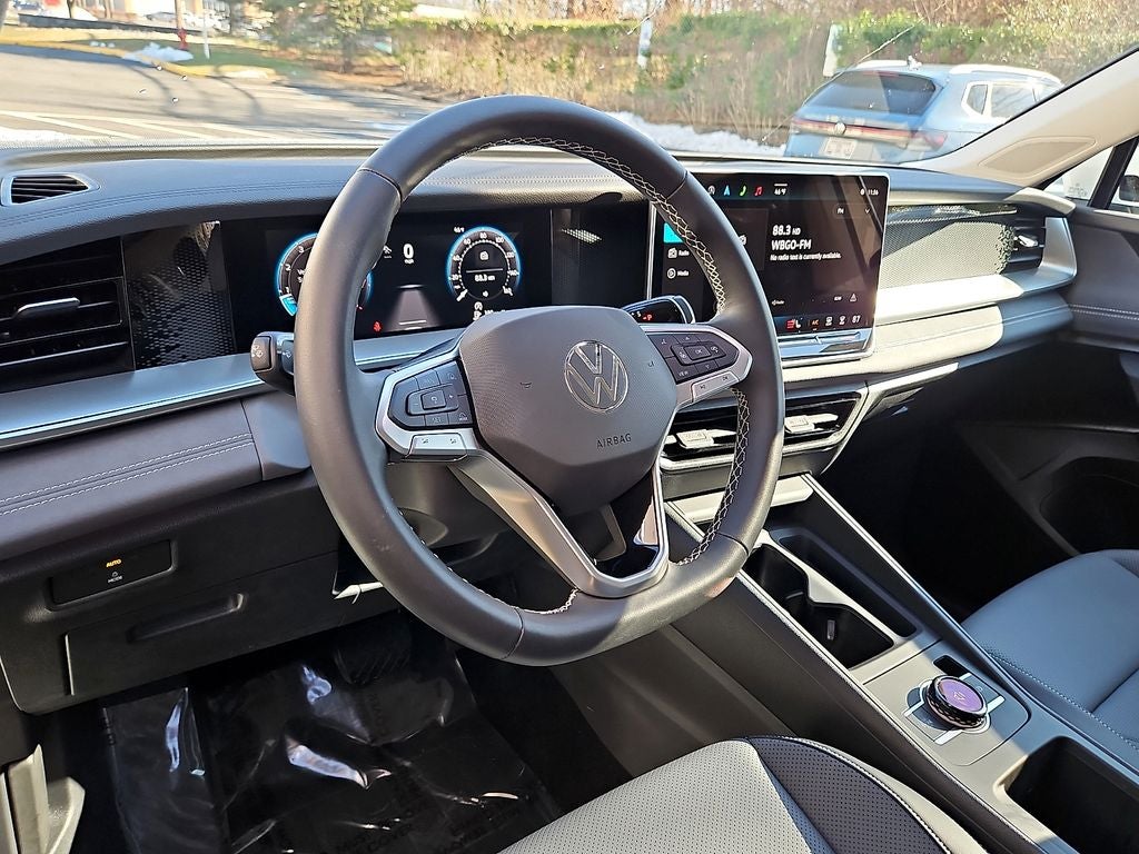 2025 Volkswagen Tiguan 2.0T SE