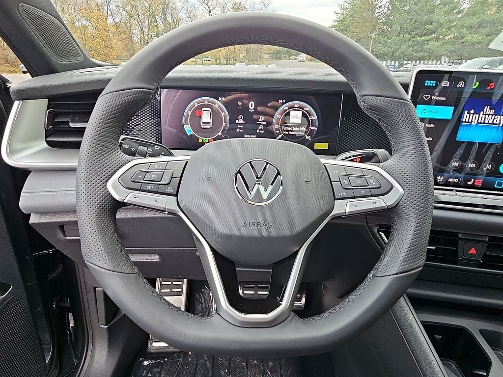 2026 Volkswagen Tiguan 2.0T SE R-Line Black