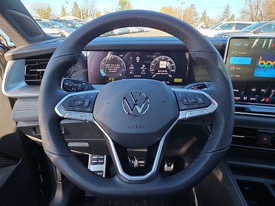 2026 Volkswagen Tiguan 2.0T SE R-Line Black