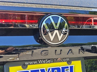 2026 Volkswagen Tiguan 2.0T SE R-Line Black