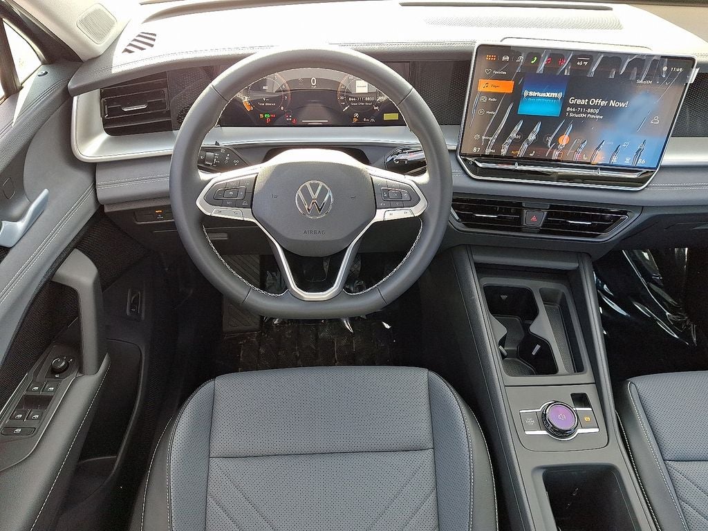 2026 Volkswagen Tiguan 2.0T SE