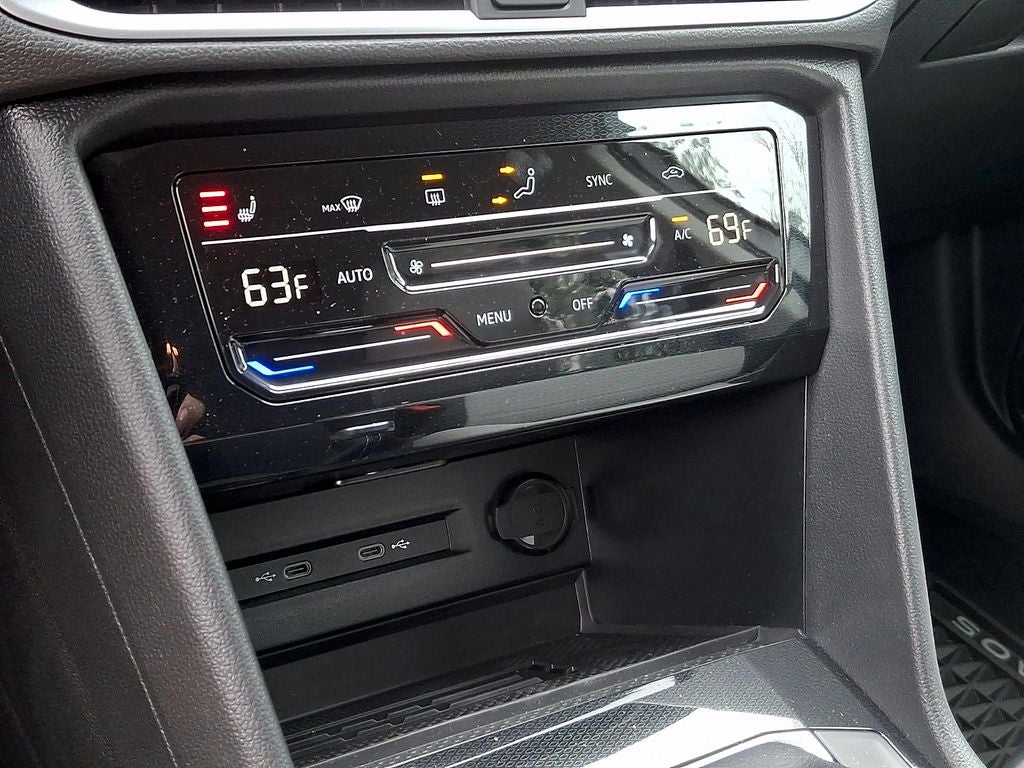 2025 Volkswagen Taos 1.5T SE