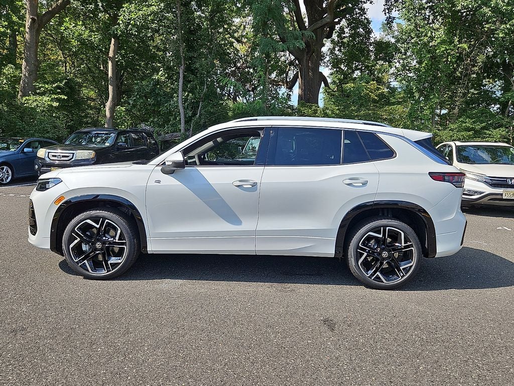 2026 Volkswagen Tiguan 2.0T SEL R-Line Turbo