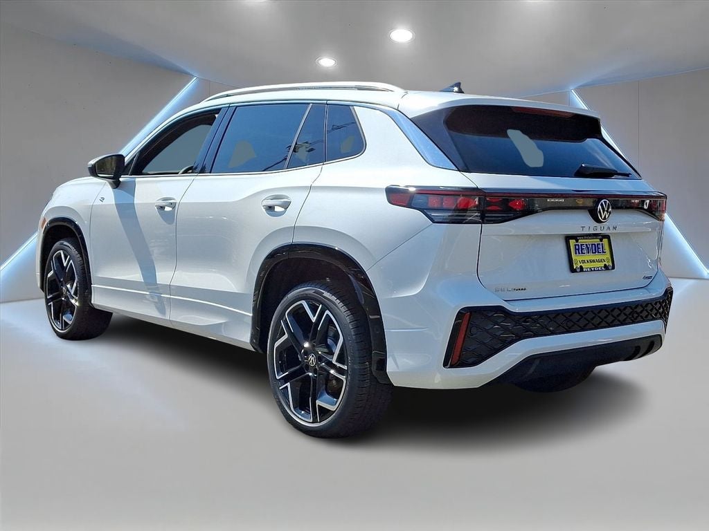 2026 Volkswagen Tiguan 2.0T SEL R-Line Turbo