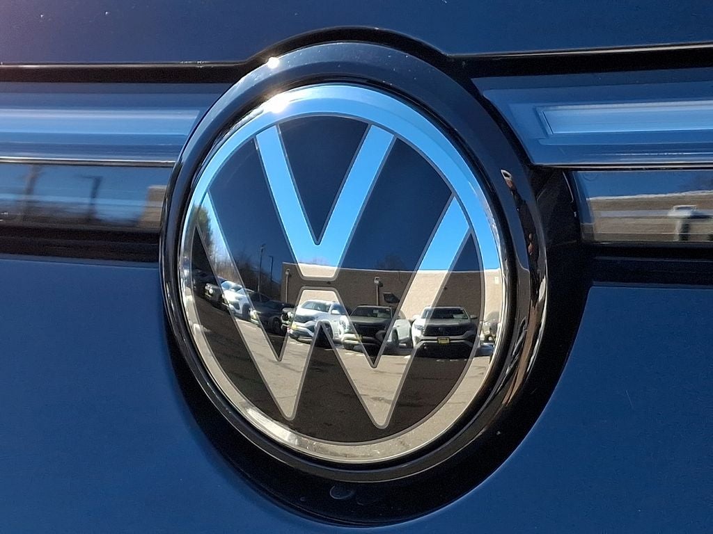 2026 Volkswagen Tiguan 2.0T SEL R-Line Turbo