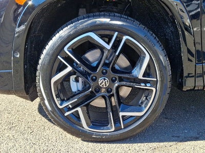 2026 Volkswagen Tiguan 2.0T SEL R-Line Turbo