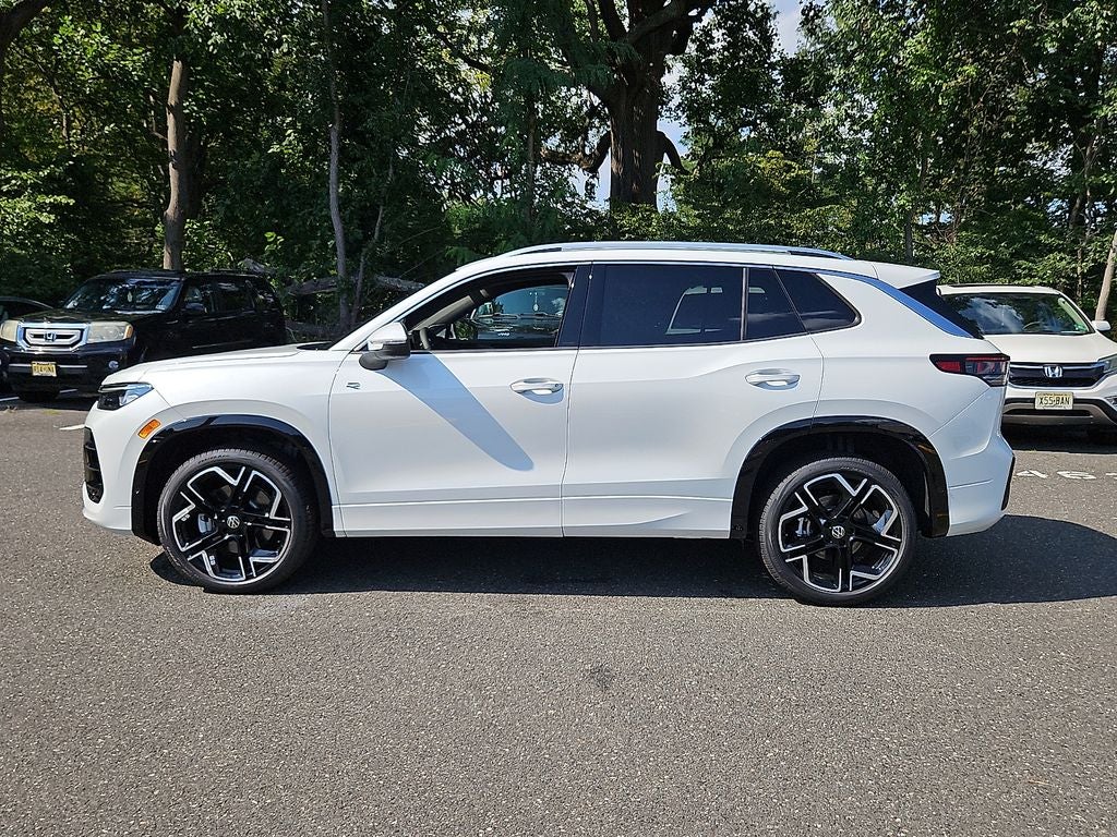 2026 Volkswagen Tiguan 2.0T SEL R-Line Turbo