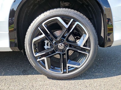 2026 Volkswagen Tiguan 2.0T SEL R-Line Turbo