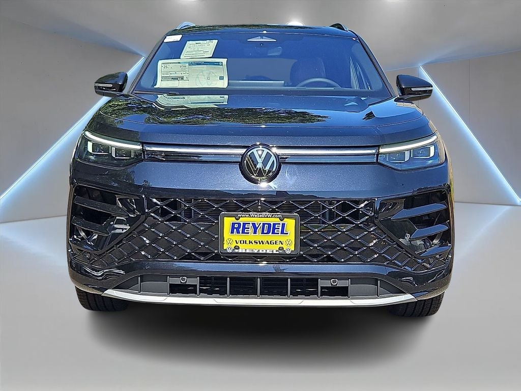 2026 Volkswagen Tiguan 2.0T SEL R-Line Turbo