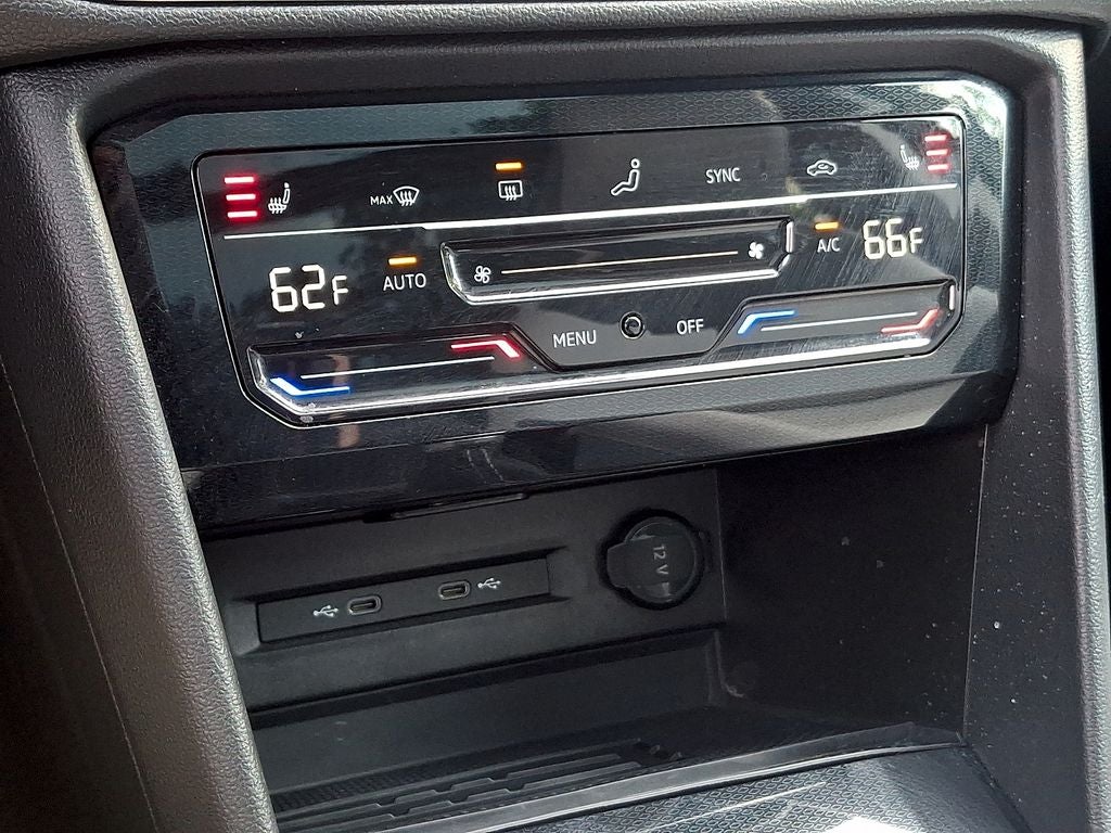 2025 Volkswagen Taos 1.5T SE