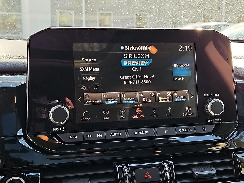 2022 Nissan Pathfinder SV