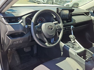2022 Toyota RAV4 Hybrid LE