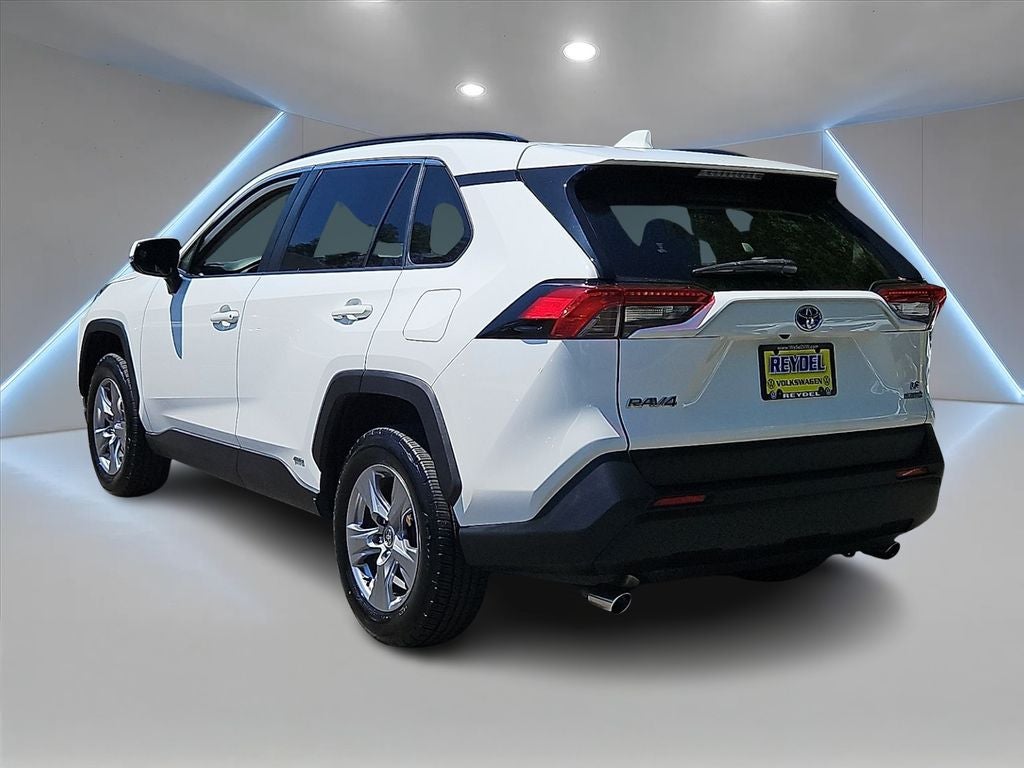 2022 Toyota RAV4 Hybrid LE