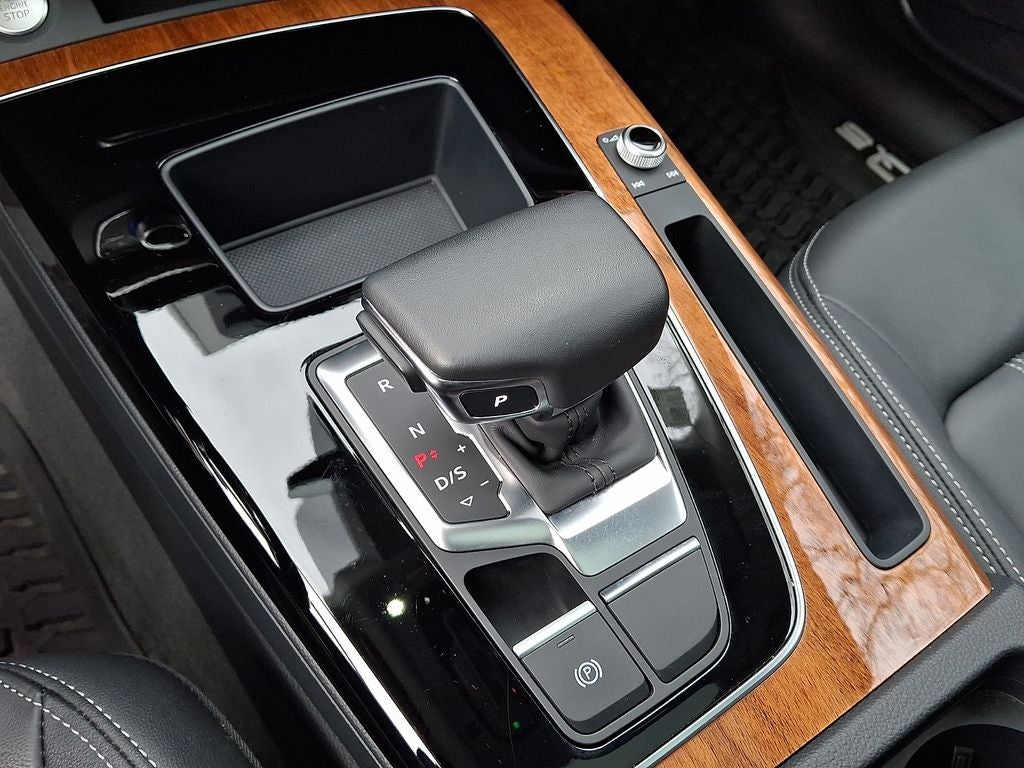 2023 Audi Q5 40 Premium quattro
