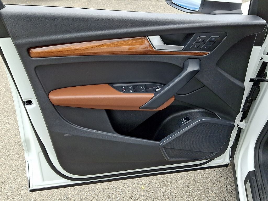 2023 Audi Q5 40 Premium quattro