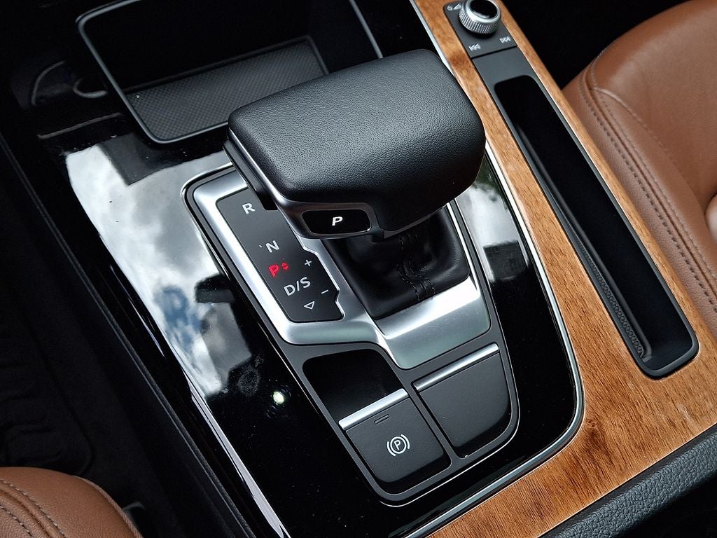 2023 Audi Q5 40 Premium quattro