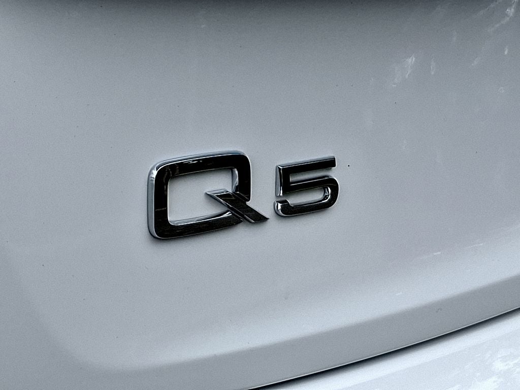 2023 Audi Q5 40 Premium quattro