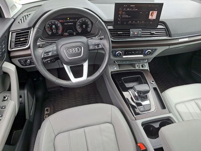2023 Audi Q5 45 S line Premium quattro