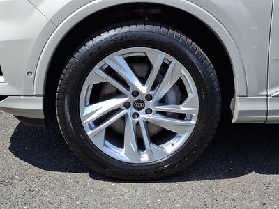 2023 Audi Q7 45 Premium Plus quattro