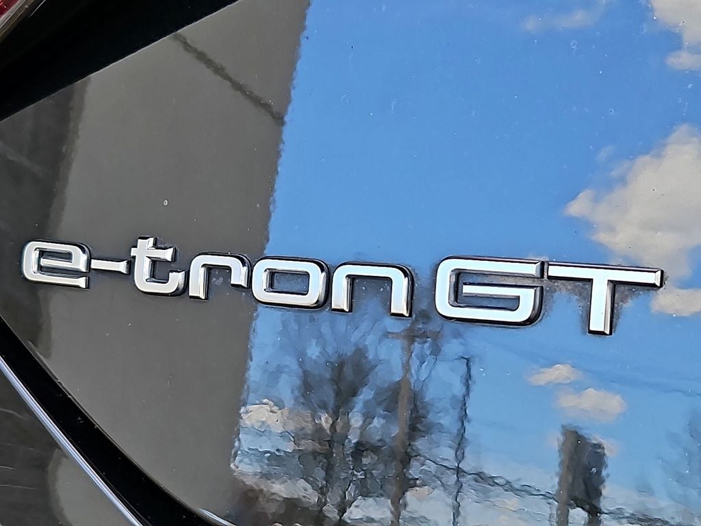 2023 Audi e-tron GT Premium Plus quattro