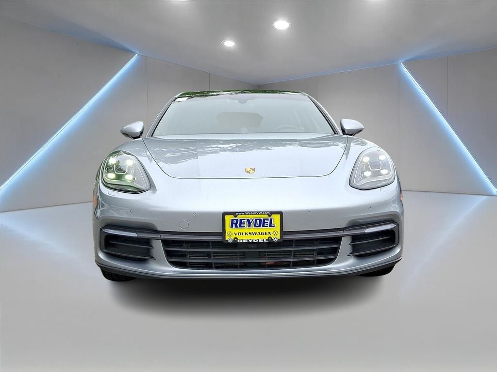 2019 Porsche Panamera Sport Turismo 4
