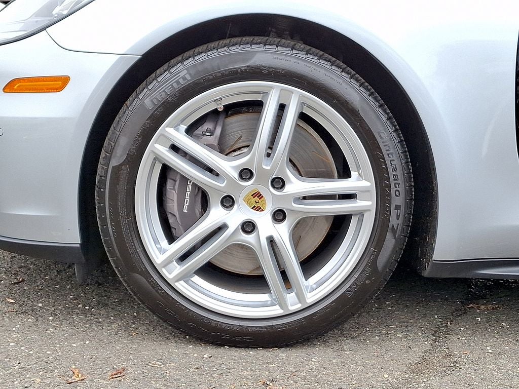2019 Porsche Panamera Sport Turismo 4