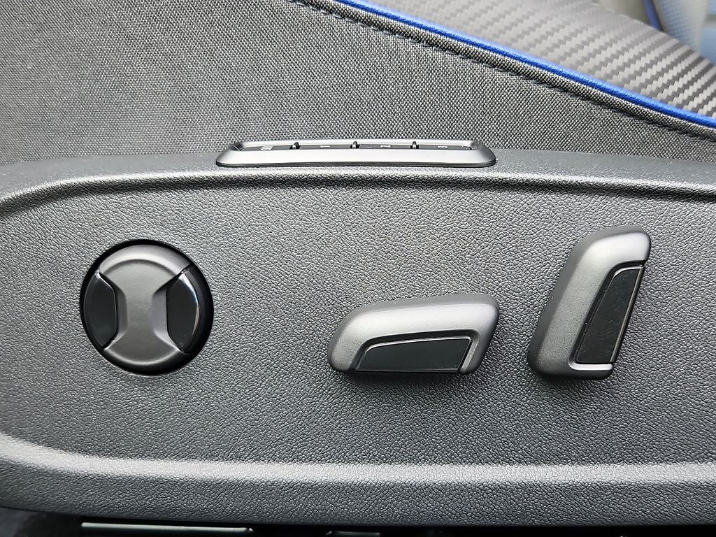 2026 Volkswagen Golf R 2.0T