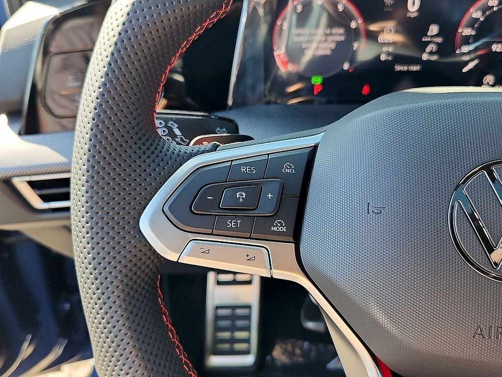 2026 Volkswagen Golf GTI Autobahn