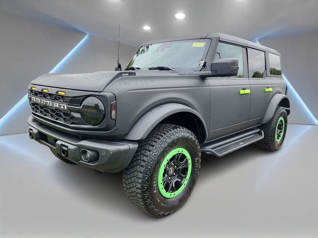 2023 Ford Bronco 4-Door Badlands