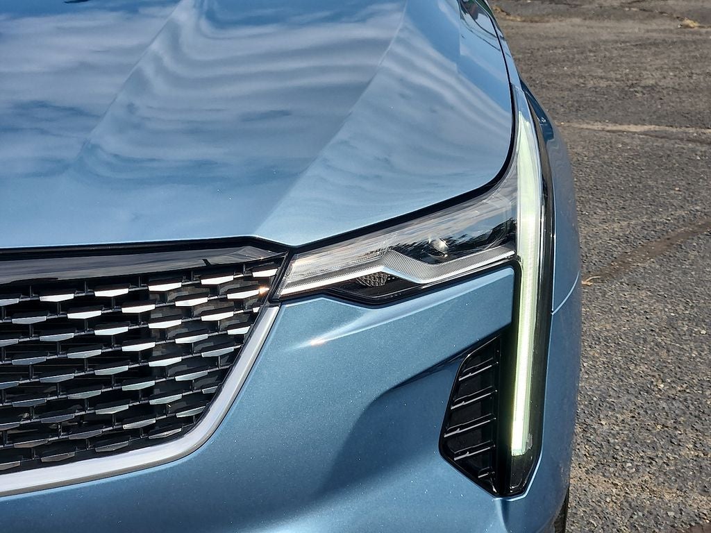 2024 Cadillac CT4 Luxury