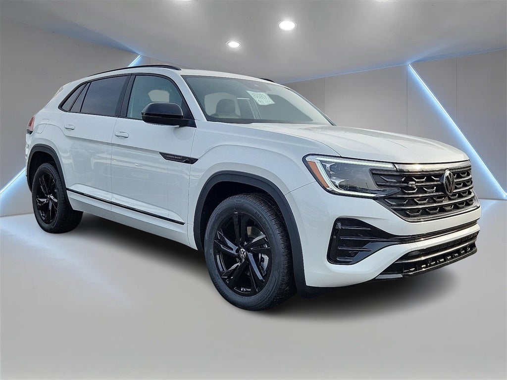 2026 Volkswagen Atlas Cross Sport 2.0T SEL R-Line Black