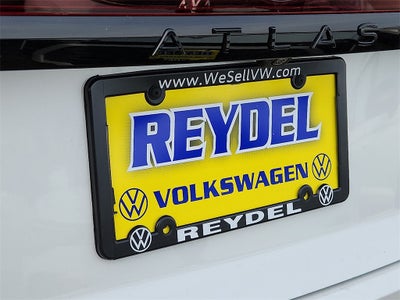 2026 Volkswagen Atlas Cross Sport 2.0T SEL R-Line Black