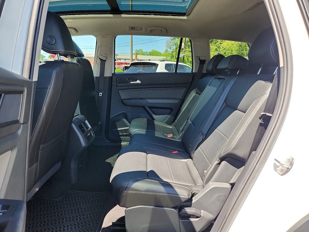 2023 Volkswagen Atlas SEL