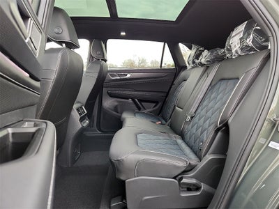 2026 Volkswagen Atlas Cross Sport 2.0T SEL Premium R-Line