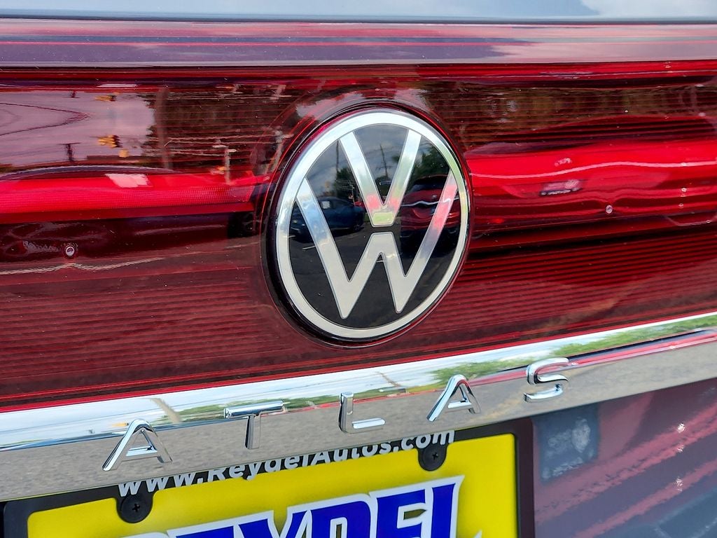 2026 Volkswagen Atlas Cross Sport 2.0T SEL Premium R-Line