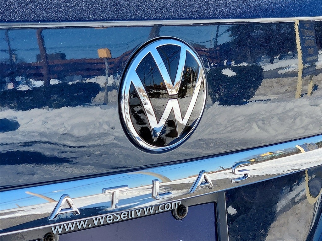 2023 Volkswagen Atlas Cross Sport 3.6L V6 SEL Premium R-Line