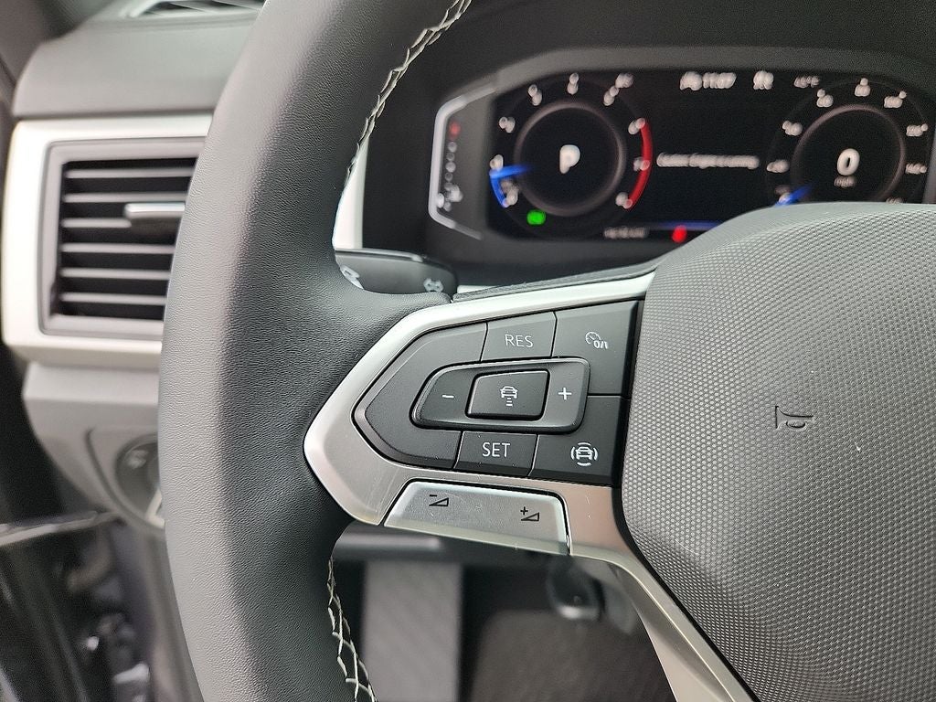 2023 Volkswagen Atlas Cross Sport 3.6L V6 SE w/Technology