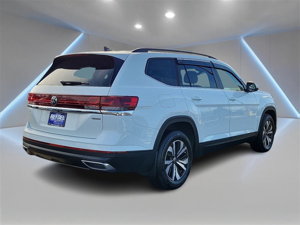2024 Volkswagen Atlas 2.0T SE